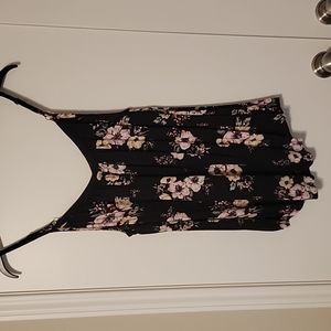 Torrid Floral Tank size 00 or 10